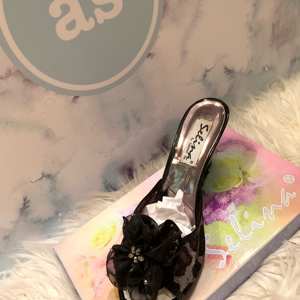Salinas petite heel